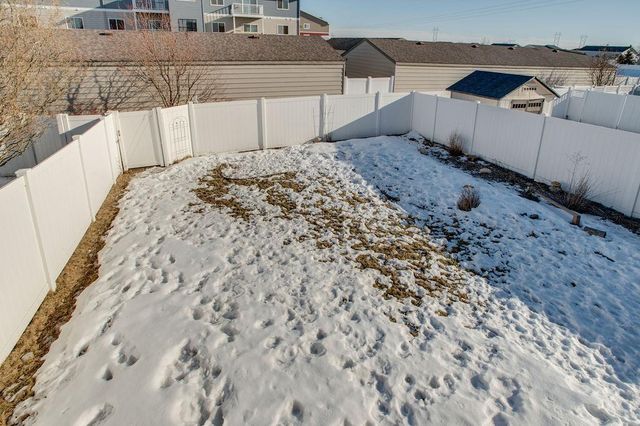 4486 53rd Street S, Fargo, ND 58104