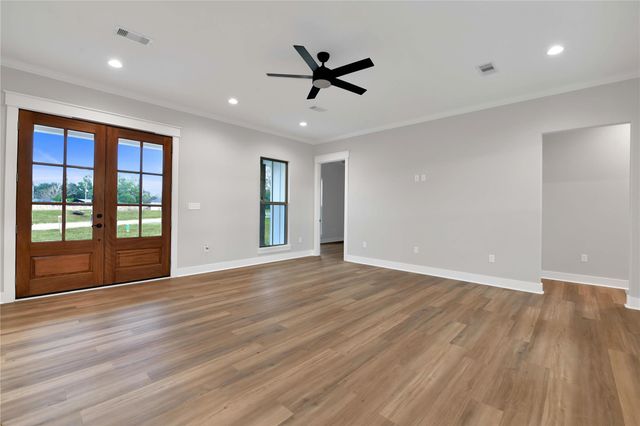 60 Bluegill Drive, Shepherd, TX 77371