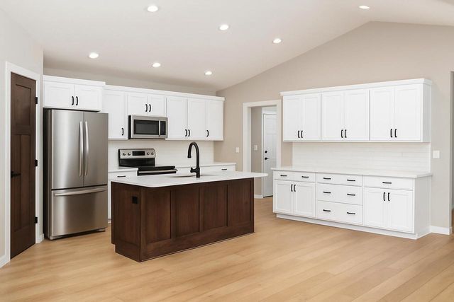 1769 Arches DRIVE, Holmen, WI 54636