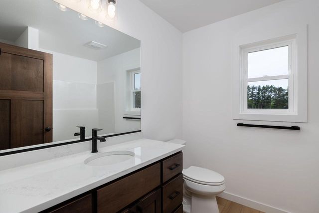 1769 Arches DRIVE, Holmen, WI 54636