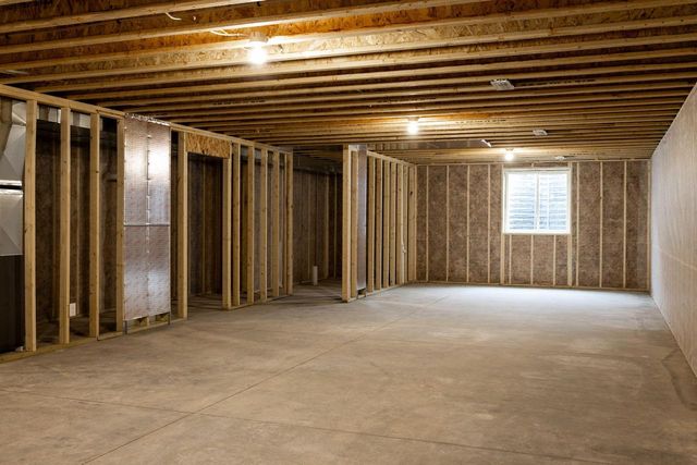 1769 Arches DRIVE, Holmen, WI 54636