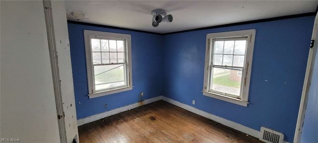 4017 Eastway Road, South Euclid, OH 44121