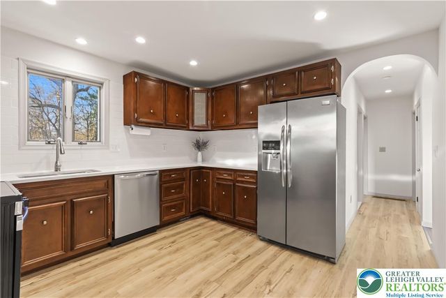 2023 Church Road, Allentown City, PA 18104