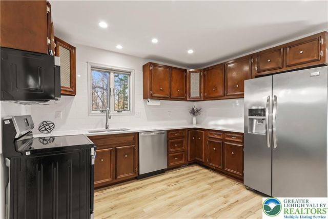 2023 Church Road, Allentown City, PA 18104