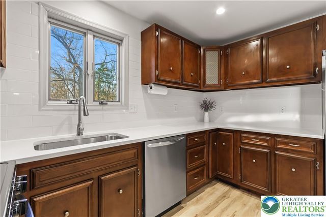 2023 Church Road, Allentown City, PA 18104