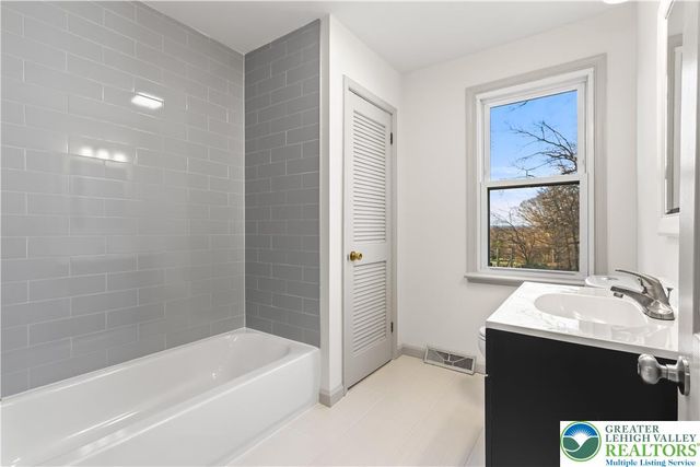 2023 Church Road, Allentown City, PA 18104