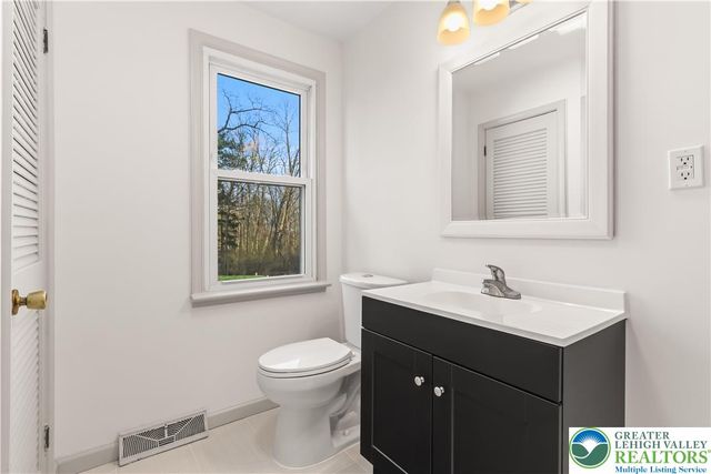 2023 Church Road, Allentown City, PA 18104