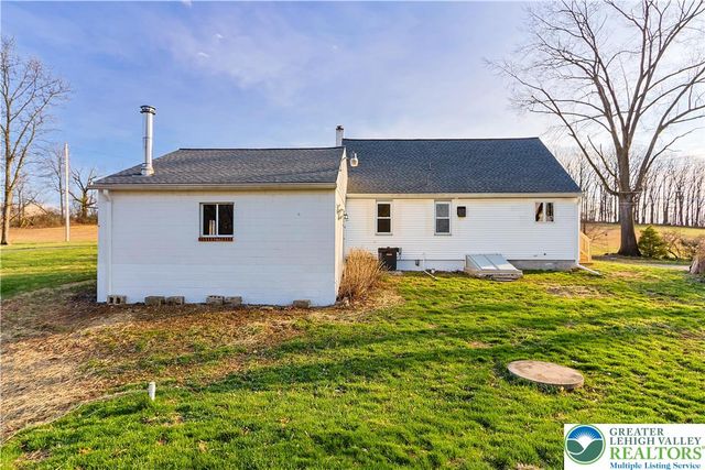2023 Church Road, Allentown City, PA 18104