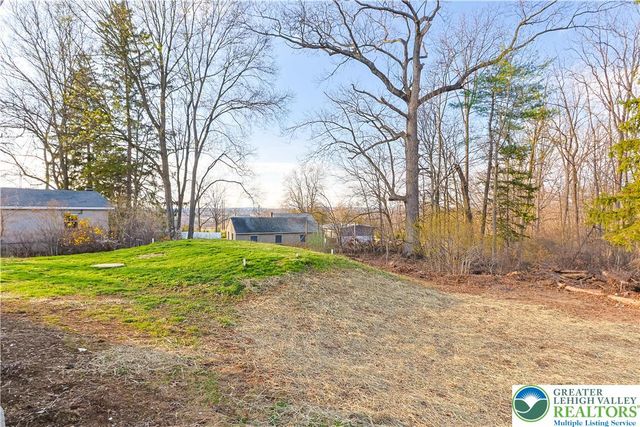 2023 Church Road, Allentown City, PA 18104