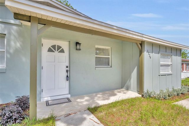 1224 HELEN STREET, Apopka, FL 32703