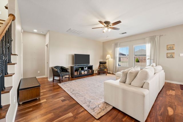 8461 Comanche Springs Drive, Fort Worth, TX 76131