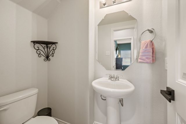 8461 Comanche Springs Drive, Fort Worth, TX 76131