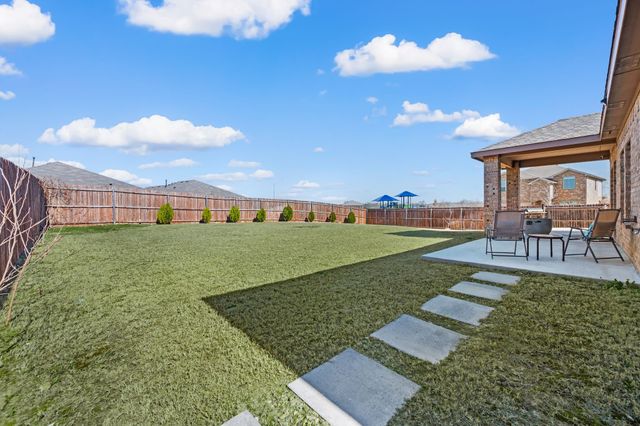 8461 Comanche Springs Drive, Fort Worth, TX 76131