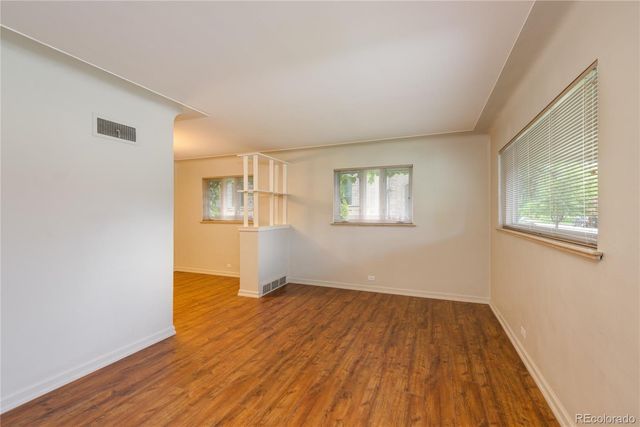 1116 S Saint Paul Street, Denver, CO 80210