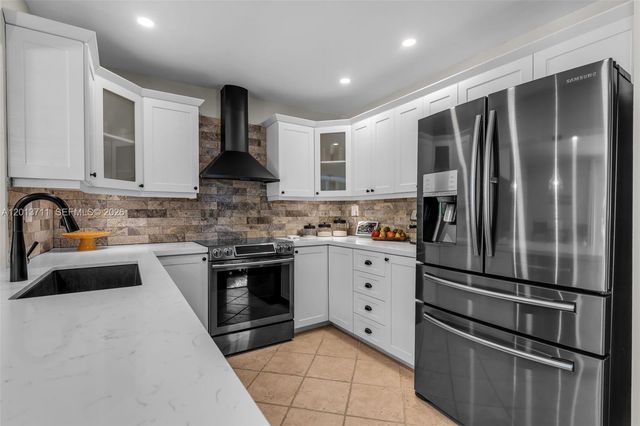 6651 SW 148th Court, Miami, FL 33193