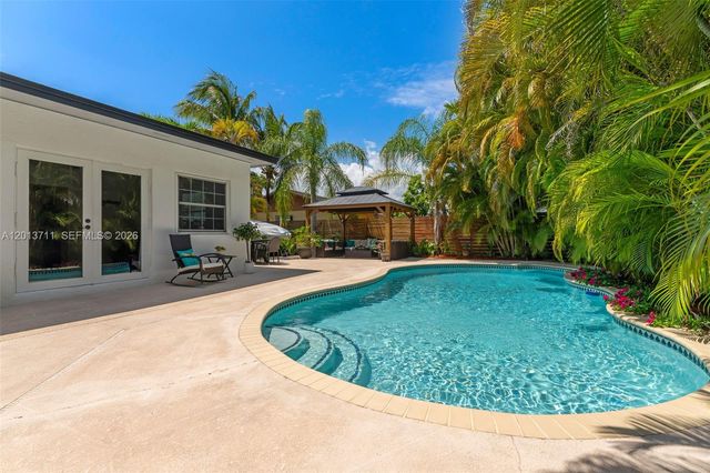 6651 SW 148th Court, Miami, FL 33193