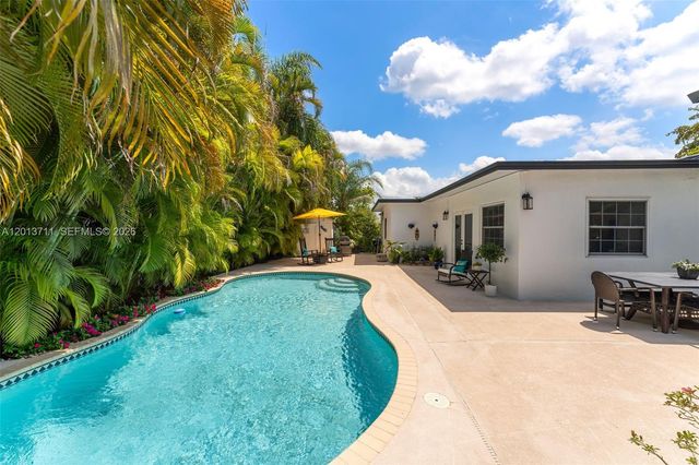 6651 SW 148th Court, Miami, FL 33193