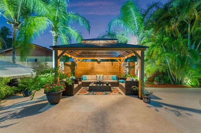 6651 SW 148th Court, Miami, FL 33193