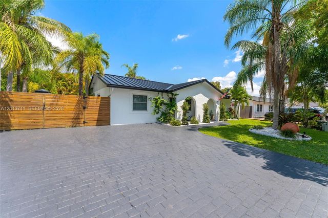6651 SW 148th Court, Miami, FL 33193