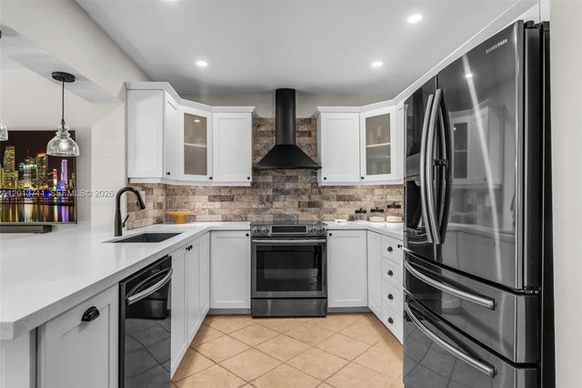 6651 SW 148th Court, Miami, FL 33193