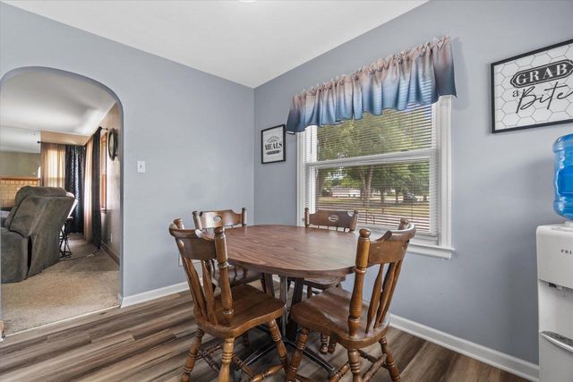 637 Oak STREET, South Milwaukee, WI 53172