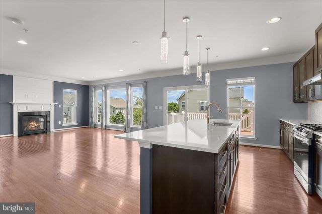 505 HATTIES LN, New Market, MD 21774