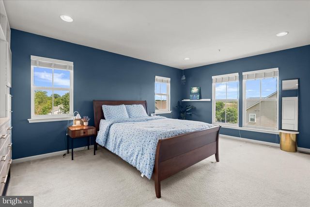 505 HATTIES LN, New Market, MD 21774