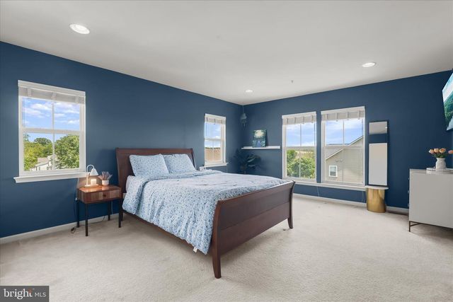 505 HATTIES LN, New Market, MD 21774