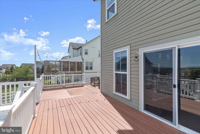 505 HATTIES LN, New Market, MD 21774