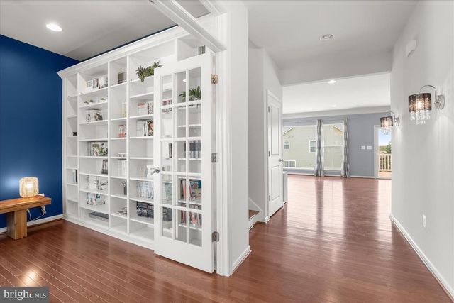 505 HATTIES LN, New Market, MD 21774