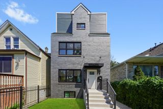 2537 N Luna Avenue, Chicago, IL 60639