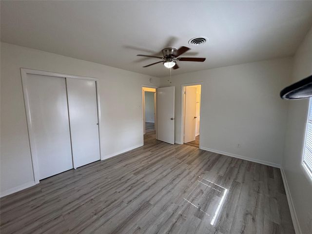 903 S Dula Street, Alvin, TX 77511