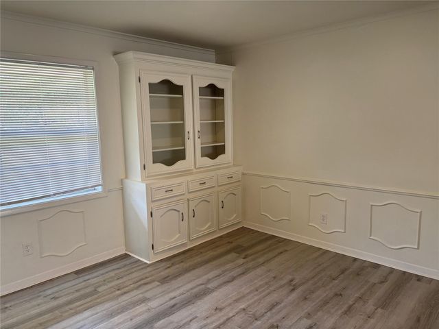 903 S Dula Street, Alvin, TX 77511