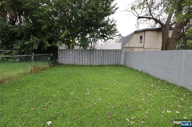 202 Atlantic Street, Paterson, NJ 07503