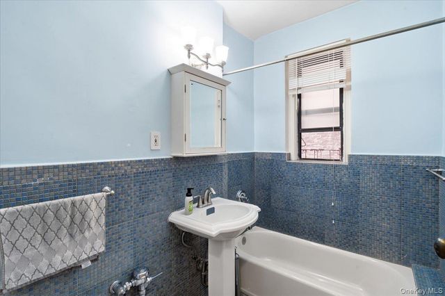 3550 82nd Street 2B, Jackson Heights, NY 11372