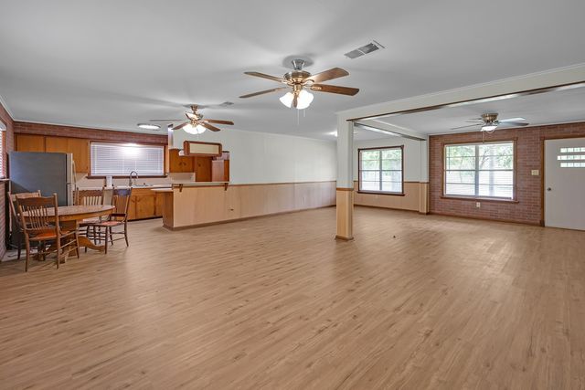 601 John Street, Morgan, TX 76671