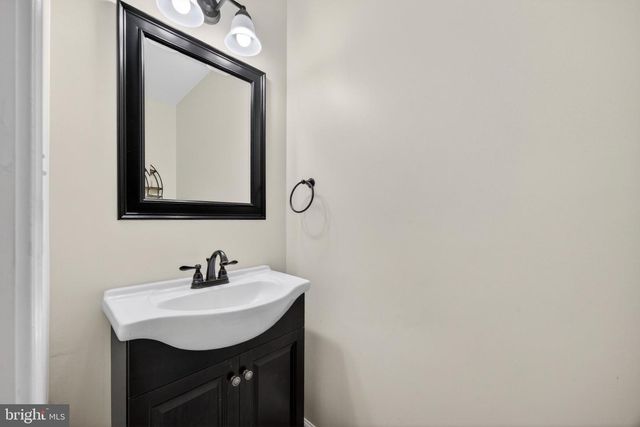 6720 HUNTER RD, Elkridge, MD 21075