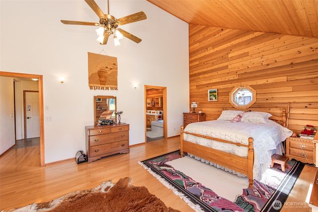 1688 Finn Hall Road, Port Angeles, WA 98362