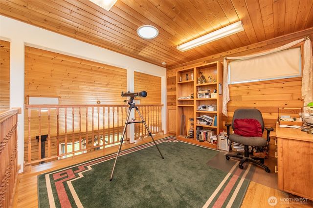 1688 Finn Hall Road, Port Angeles, WA 98362