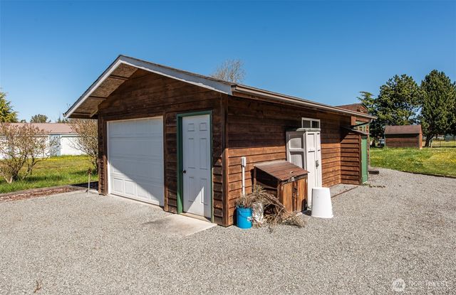 1688 Finn Hall Road, Port Angeles, WA 98362