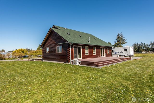 1688 Finn Hall Road, Port Angeles, WA 98362