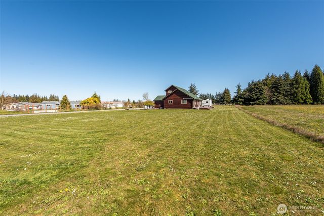 1688 Finn Hall Road, Port Angeles, WA 98362