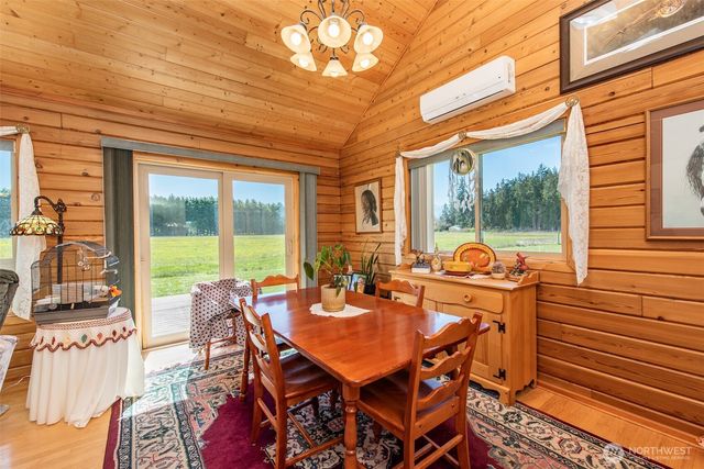 1688 Finn Hall Road, Port Angeles, WA 98362
