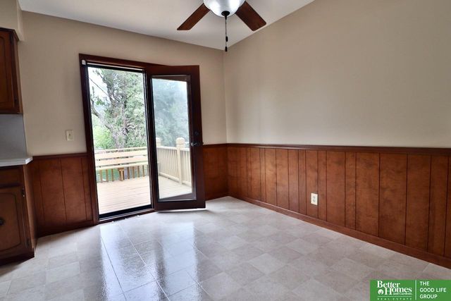 7105 Pine Drive, La Vista, NE 68128