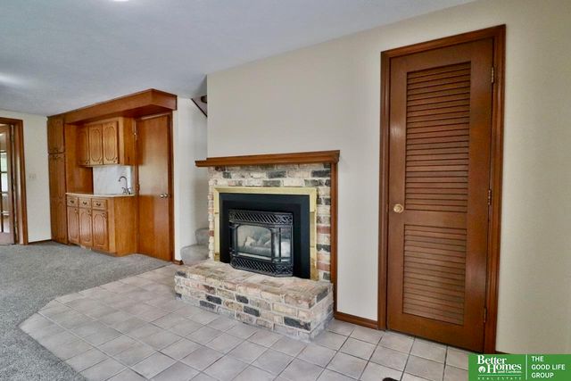 7105 Pine Drive, La Vista, NE 68128