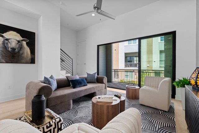 2805 McCurdy ST 5, Austin, TX 78723