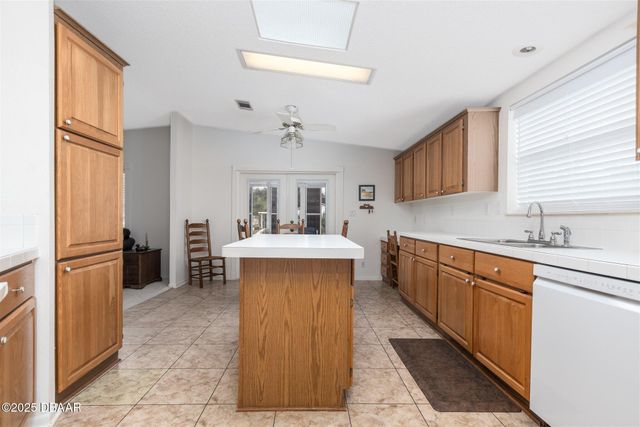 606 Mooring Lane, Edgewater, FL 32141