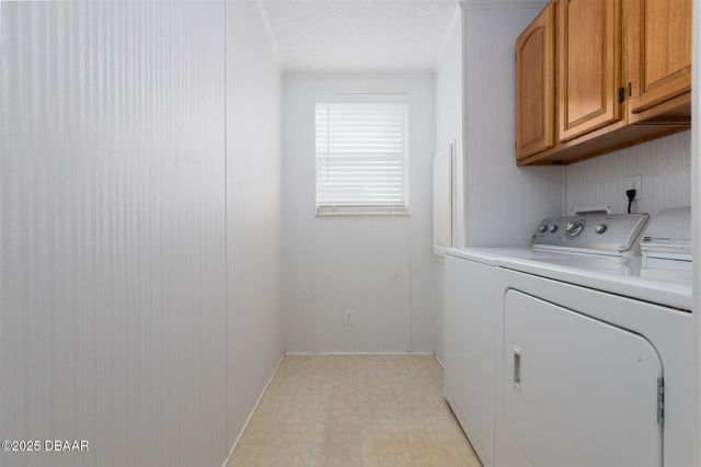 606 Mooring Lane, Edgewater, FL 32141