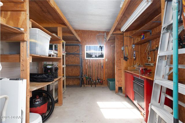 606 Mooring Lane, Edgewater, FL 32141