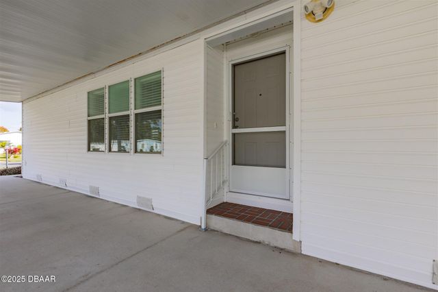 606 Mooring Lane, Edgewater, FL 32141